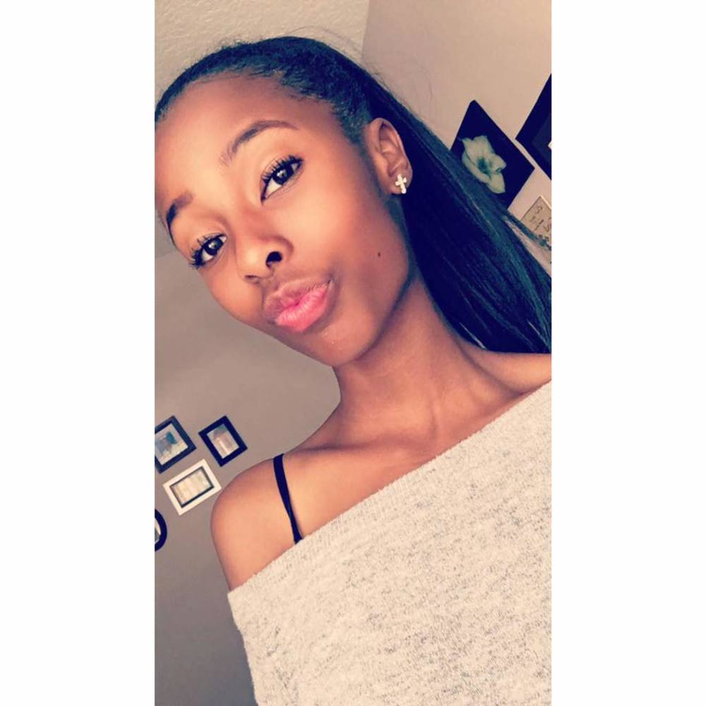 Meet your Posher, Keziah